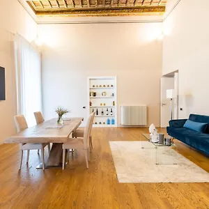Moncada Suites&apartments Italia